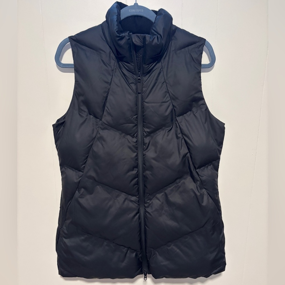 Reitmans (Hyba) Black Puffer Vest NWOT